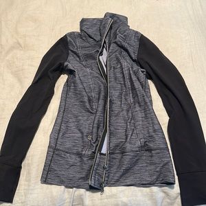 Lululemon jacket. Very lightly worn-awesome condition!